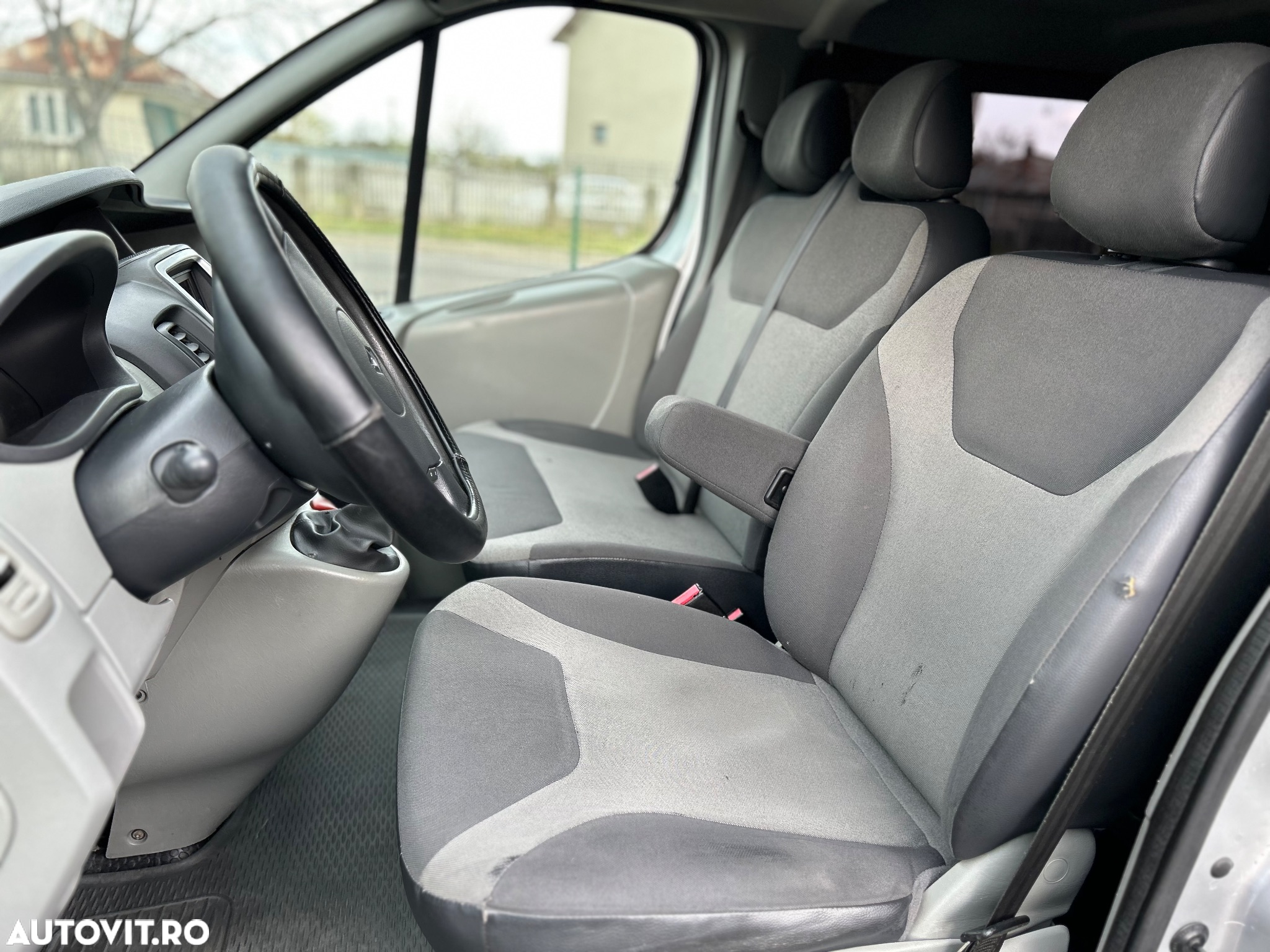 Renault Trafic 2.0 dCi 115 FAP L2H1 Komfort - 12