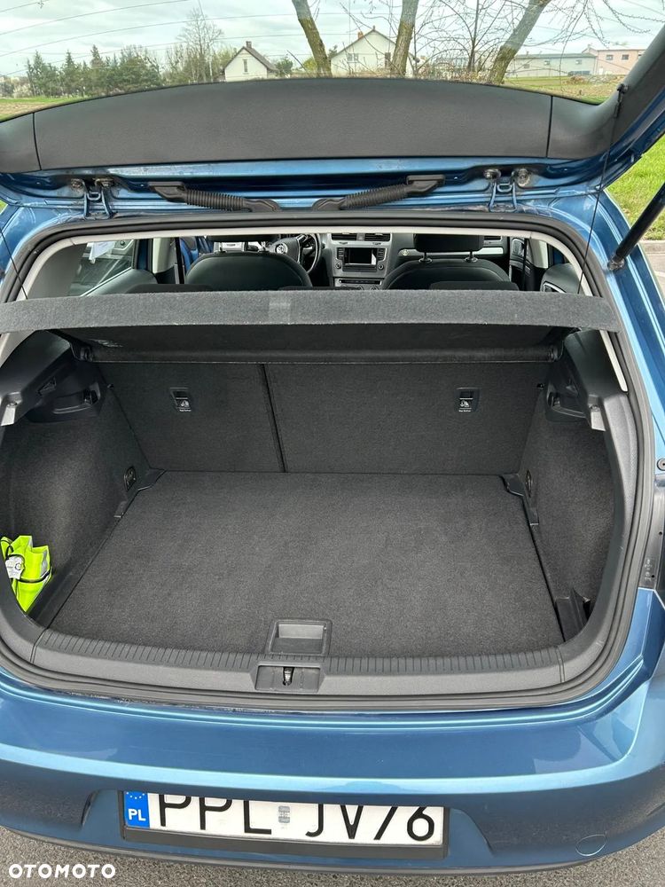 Volkswagen Golf - 11