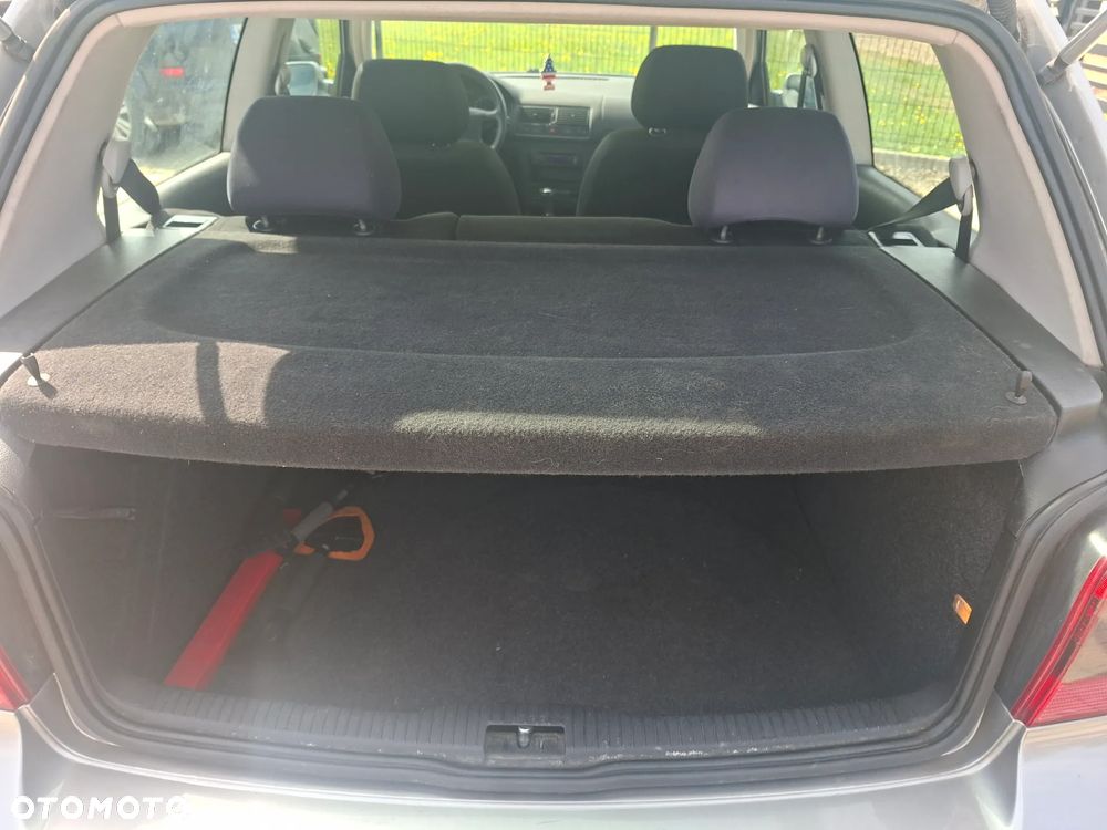 Volkswagen Golf 1.9 TDI Comfortline - 6