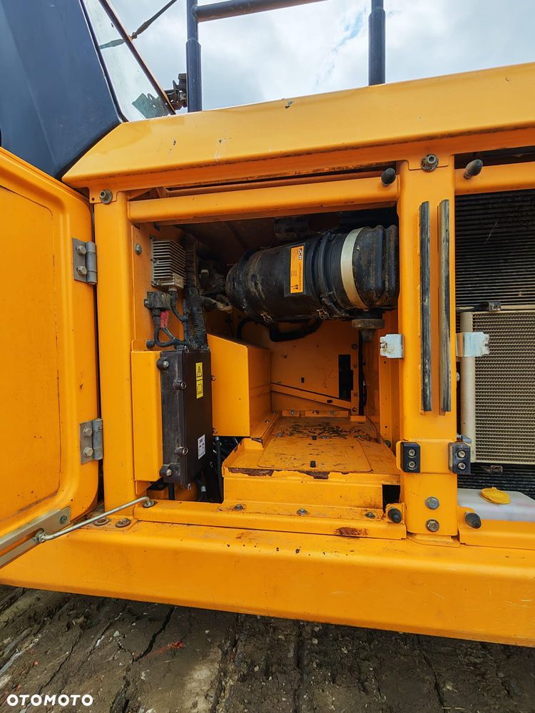 JCB 220 XLC IDEALNA - 16