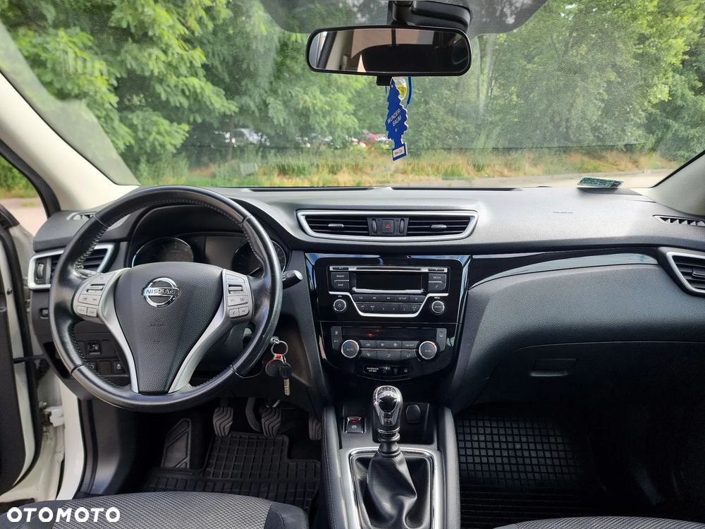 Nissan Qashqai 1.2 DIG-T Acenta EU6 - 8