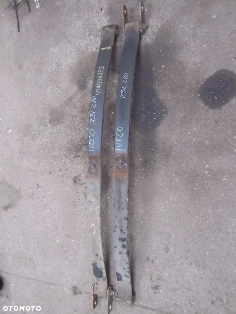 iveco daily 06->resory tył - 1