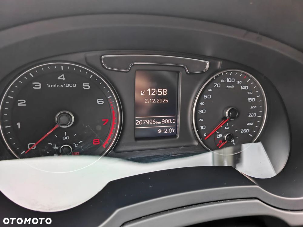 Audi Q3 1.4 TFSI Sport S tronic - 12