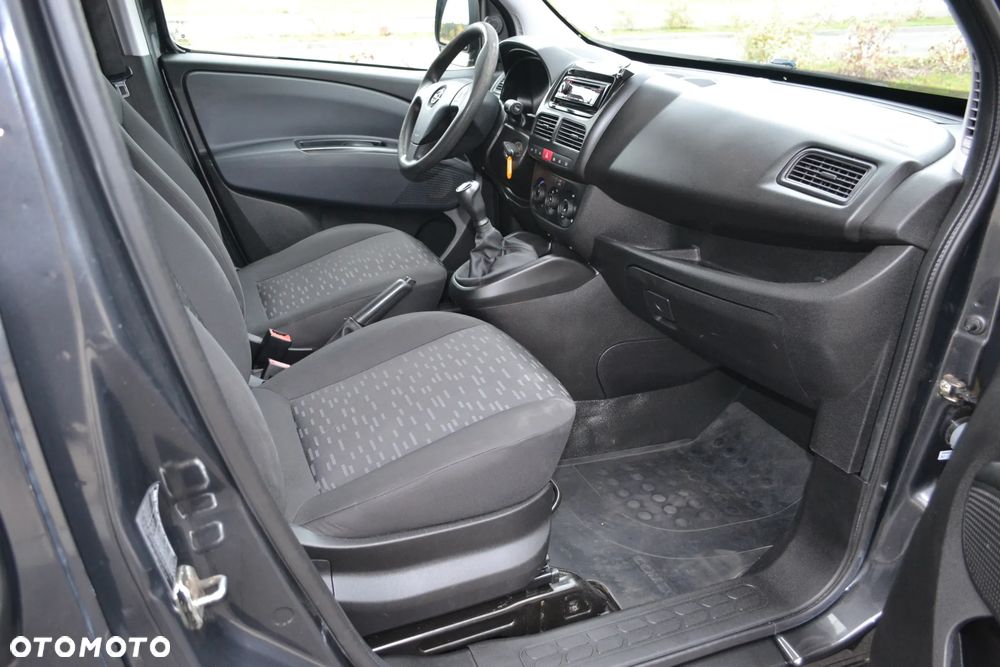 Opel Combo - 18