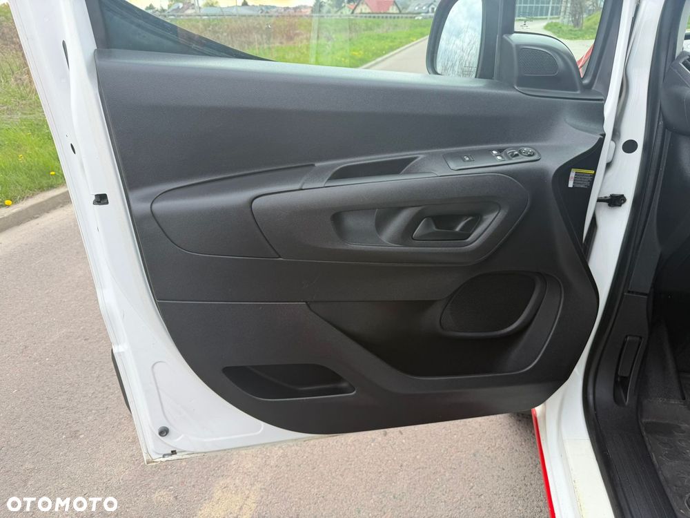 Peugeot PARTNER - 19