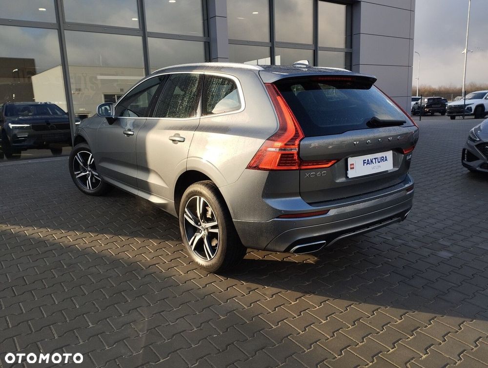 Volvo XC 60 D4 SCR R-Design - 11