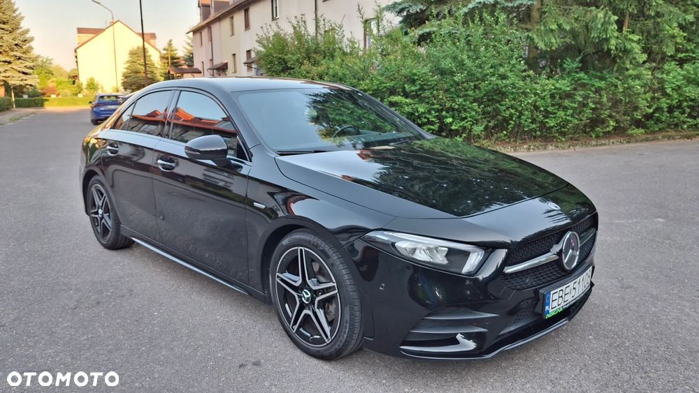 Mercedes-Benz Klasa A 200 7G-DCT Lim Special Edition - 10