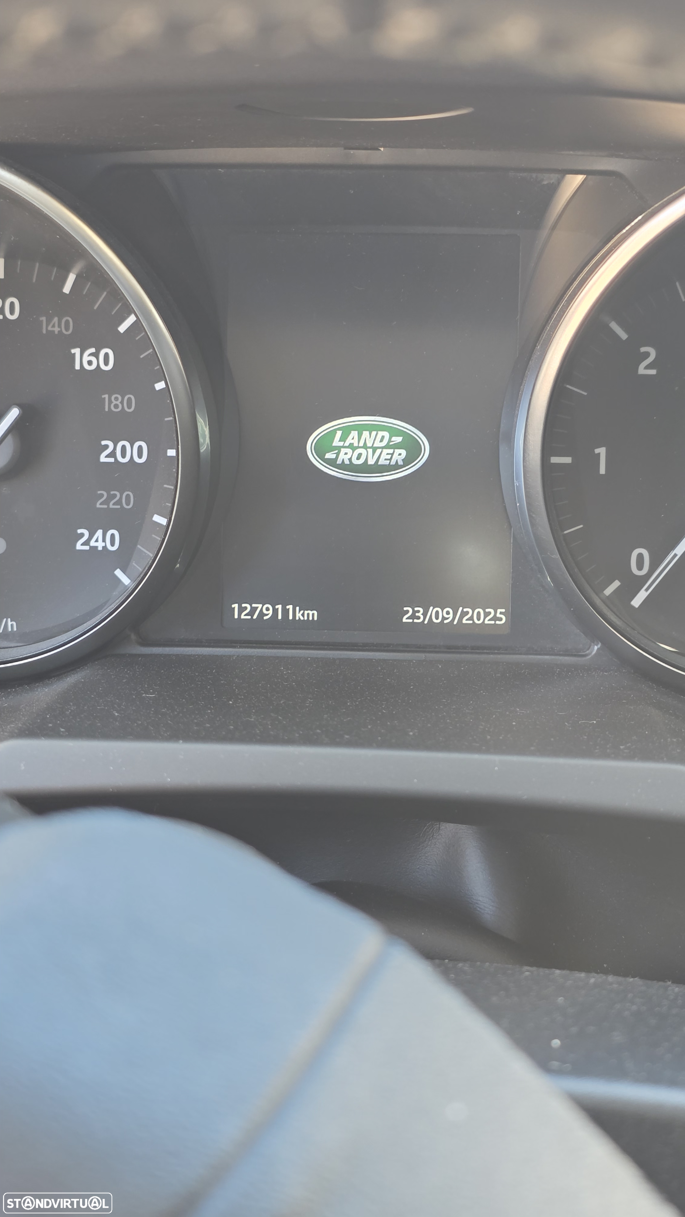 Land Rover Range Rover Evoque 2.0 D150 AWD R-Dynamic Auto - 10