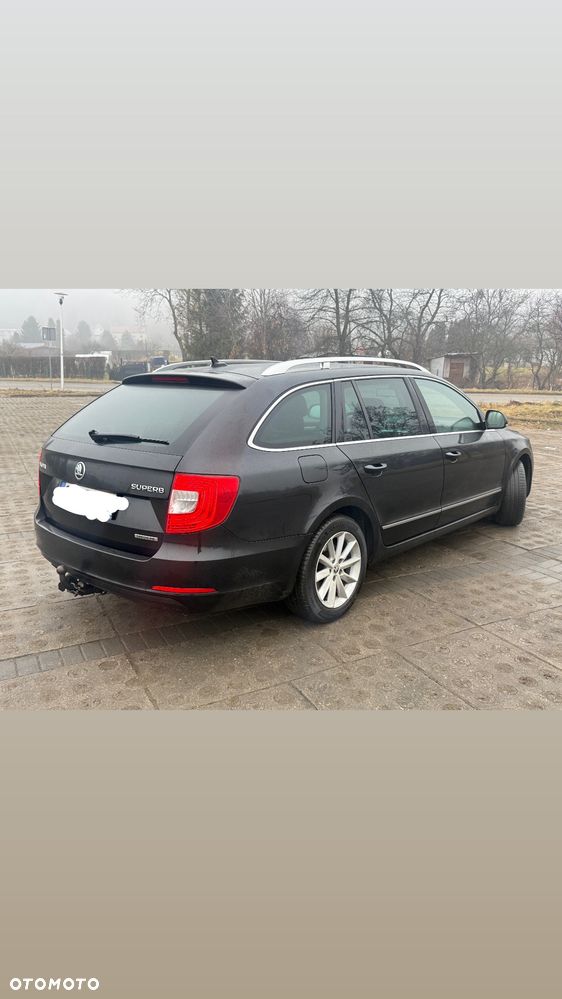 Skoda Superb 1.6 TDI GreenLine - 4