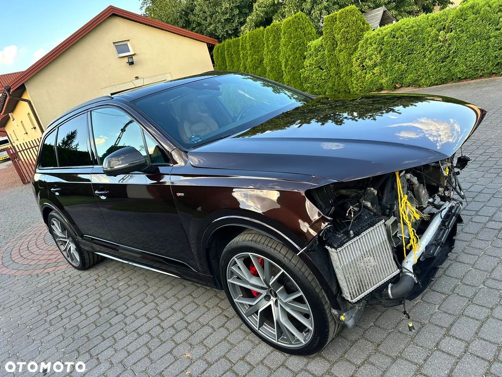 Audi Q7 60 TFSI e Quattro S Line Tiptr - 5