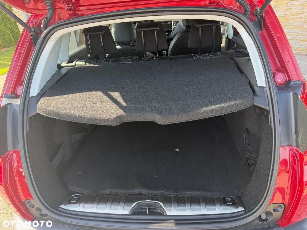 Peugeot 2008 - 8