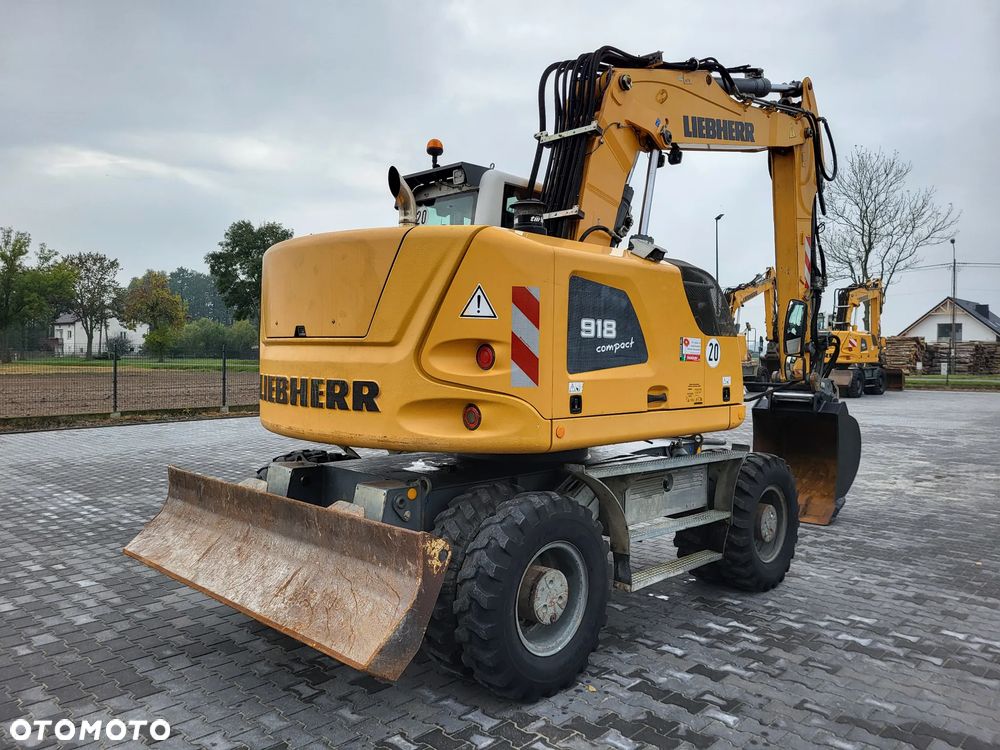 Liebherr A918 Compact / z Niemiec / Stan idealny / - 4