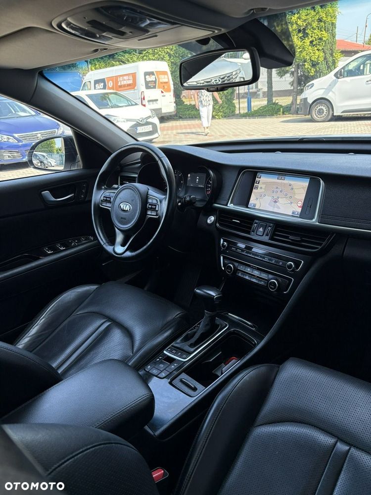 Kia Optima - 13