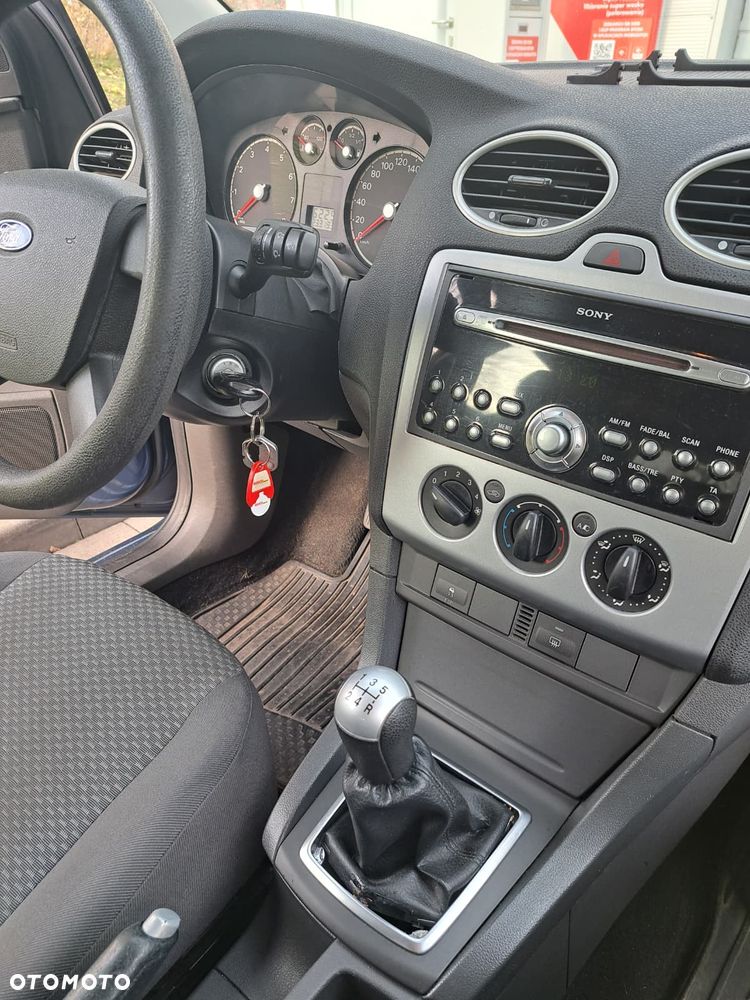 Ford Focus 1.6 Ti-VCT Style - 8