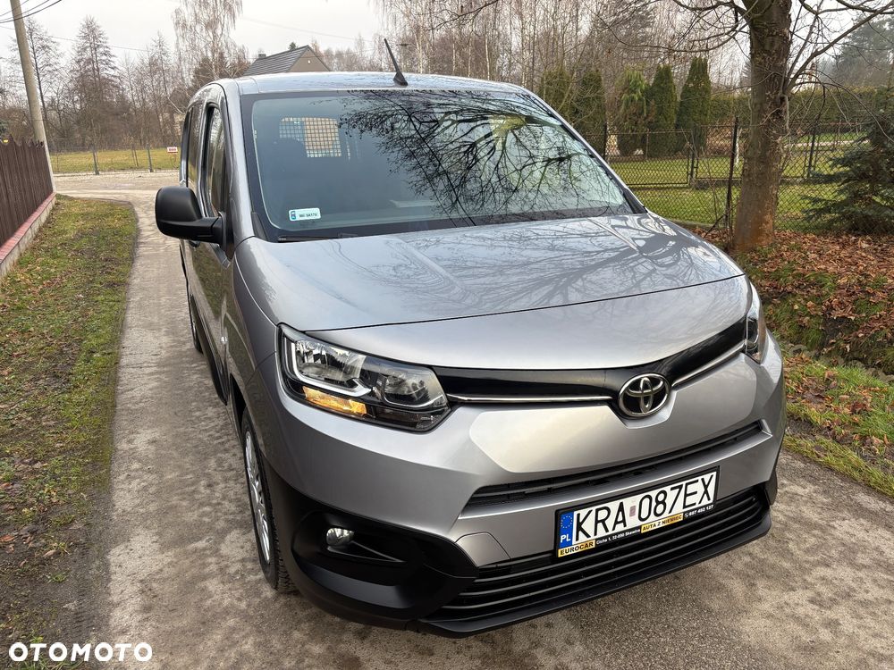 Toyota ProAce Kombi D-4D Medium 2,6t - 2