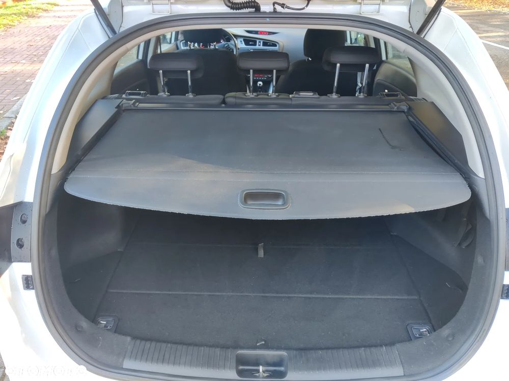 Kia Ceed - 20