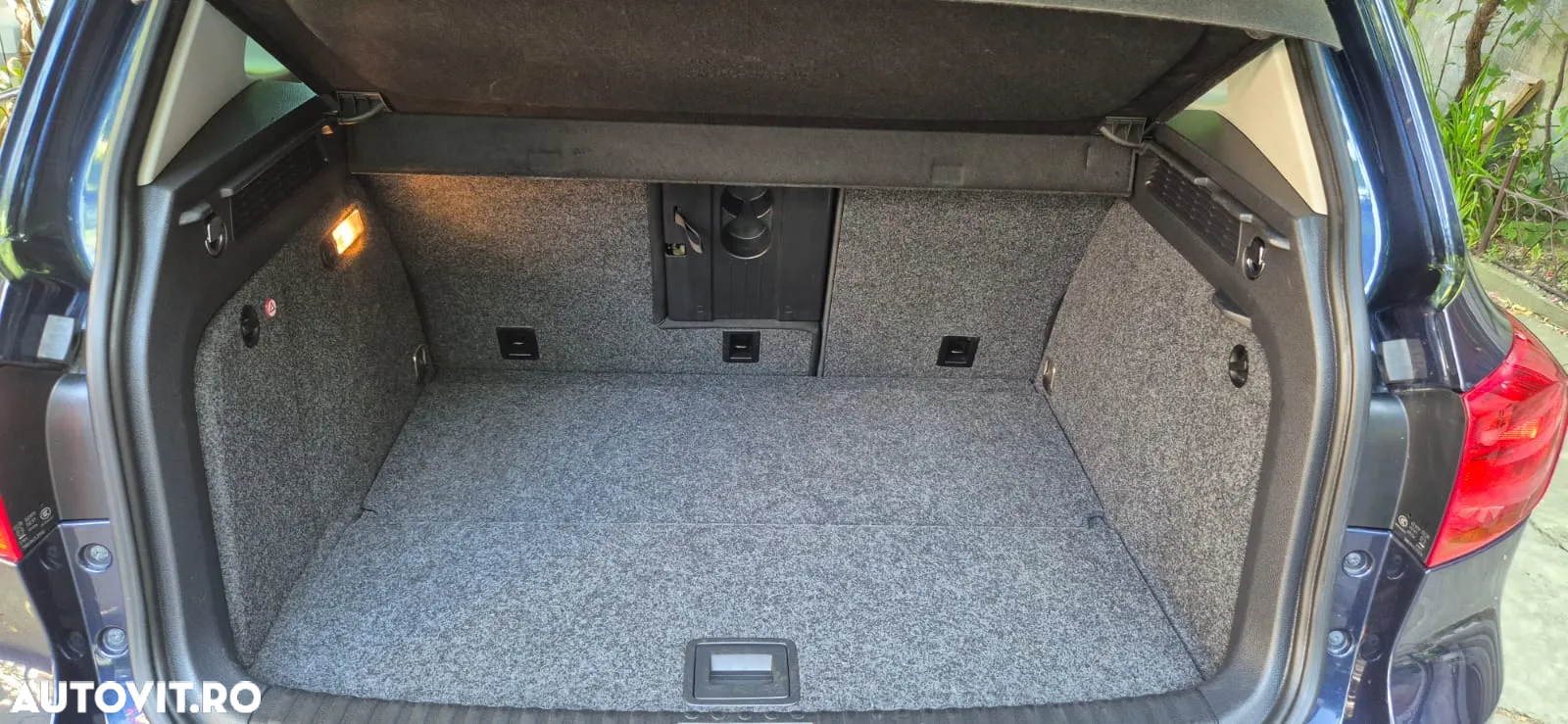Volkswagen Tiguan - 38