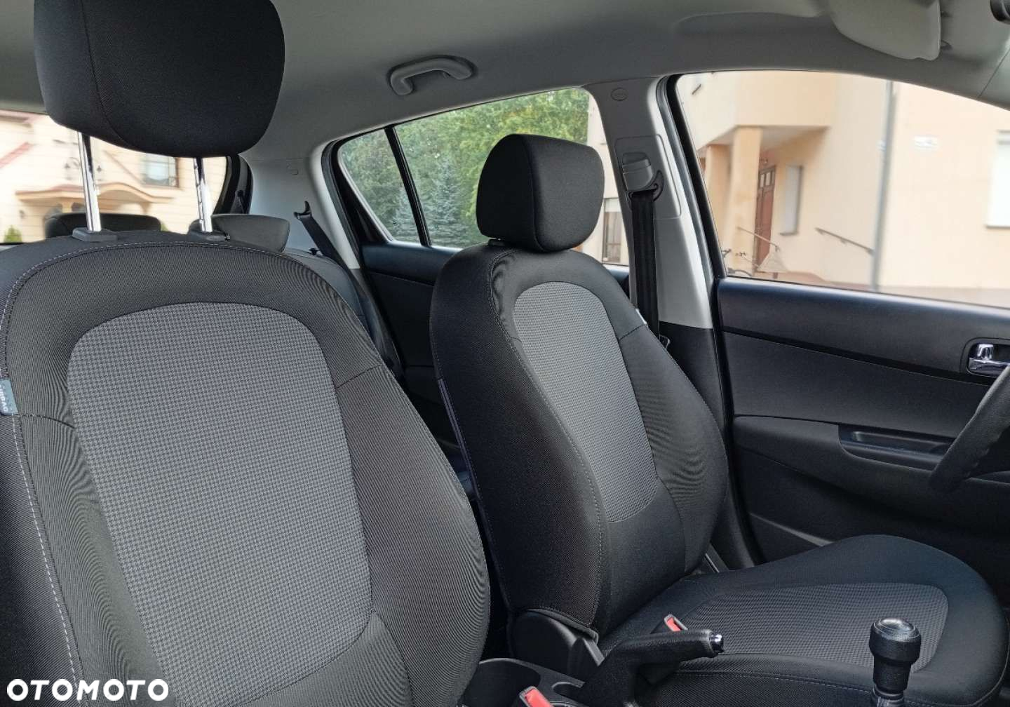 Hyundai i20 - 15