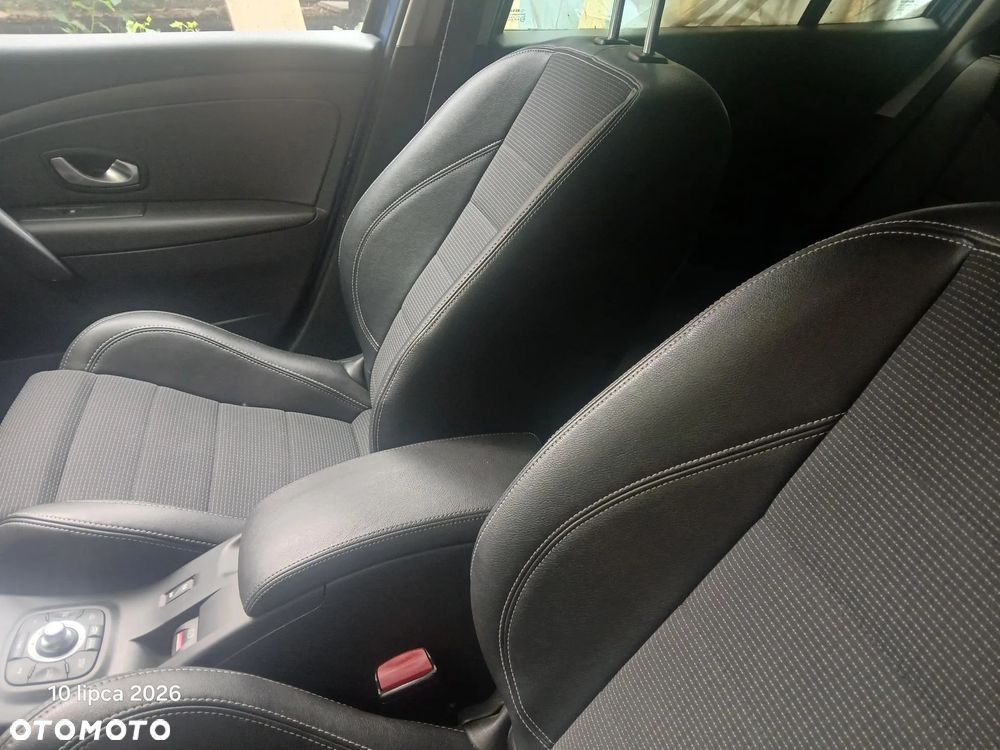 Renault Megane 2.0 16V Bose Edition CVT - 8