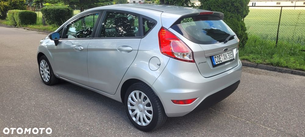 Ford Fiesta - 16