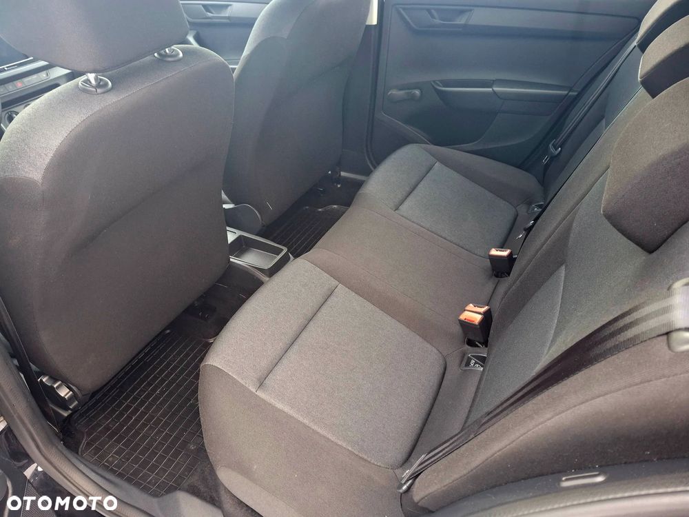 Skoda Fabia 1.0 MPI Joy - 24