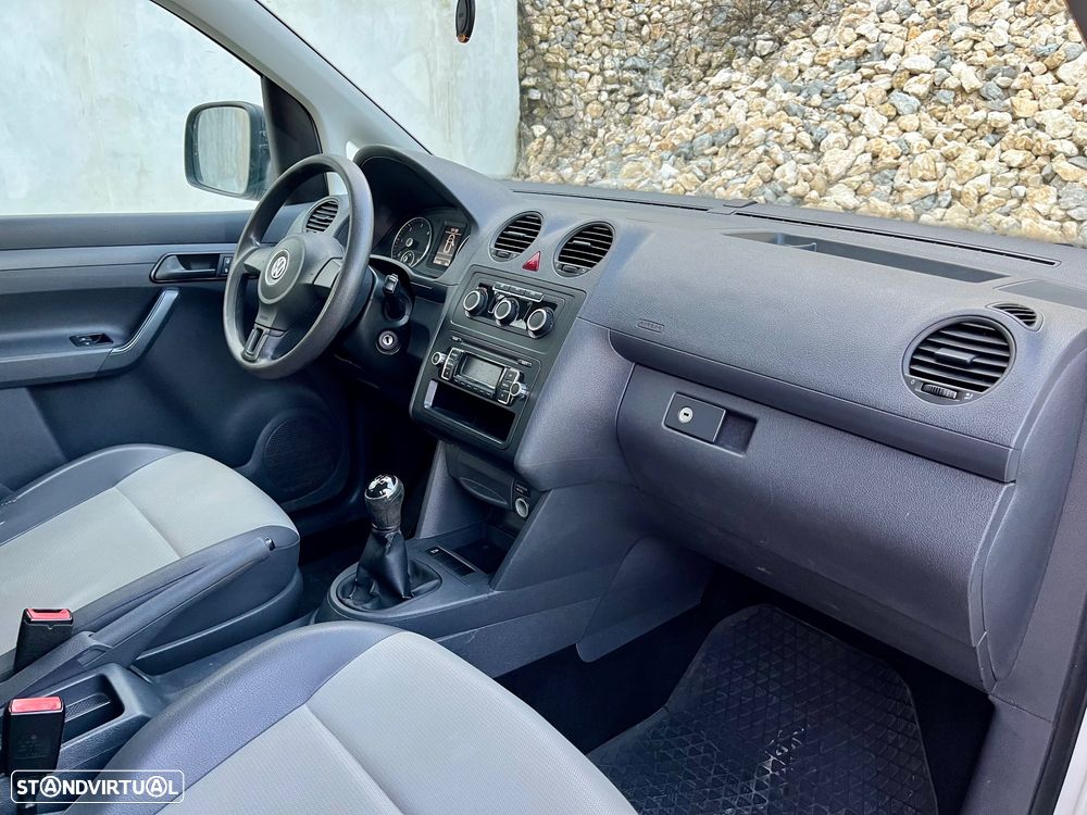 VW Caddy Maxi 1.6 TDi Blue.Trendline - 25