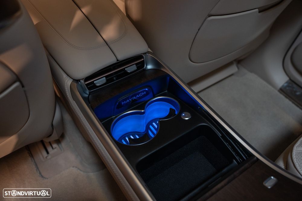Mercedes-Benz EQS SUV Maybach 680 - 32
