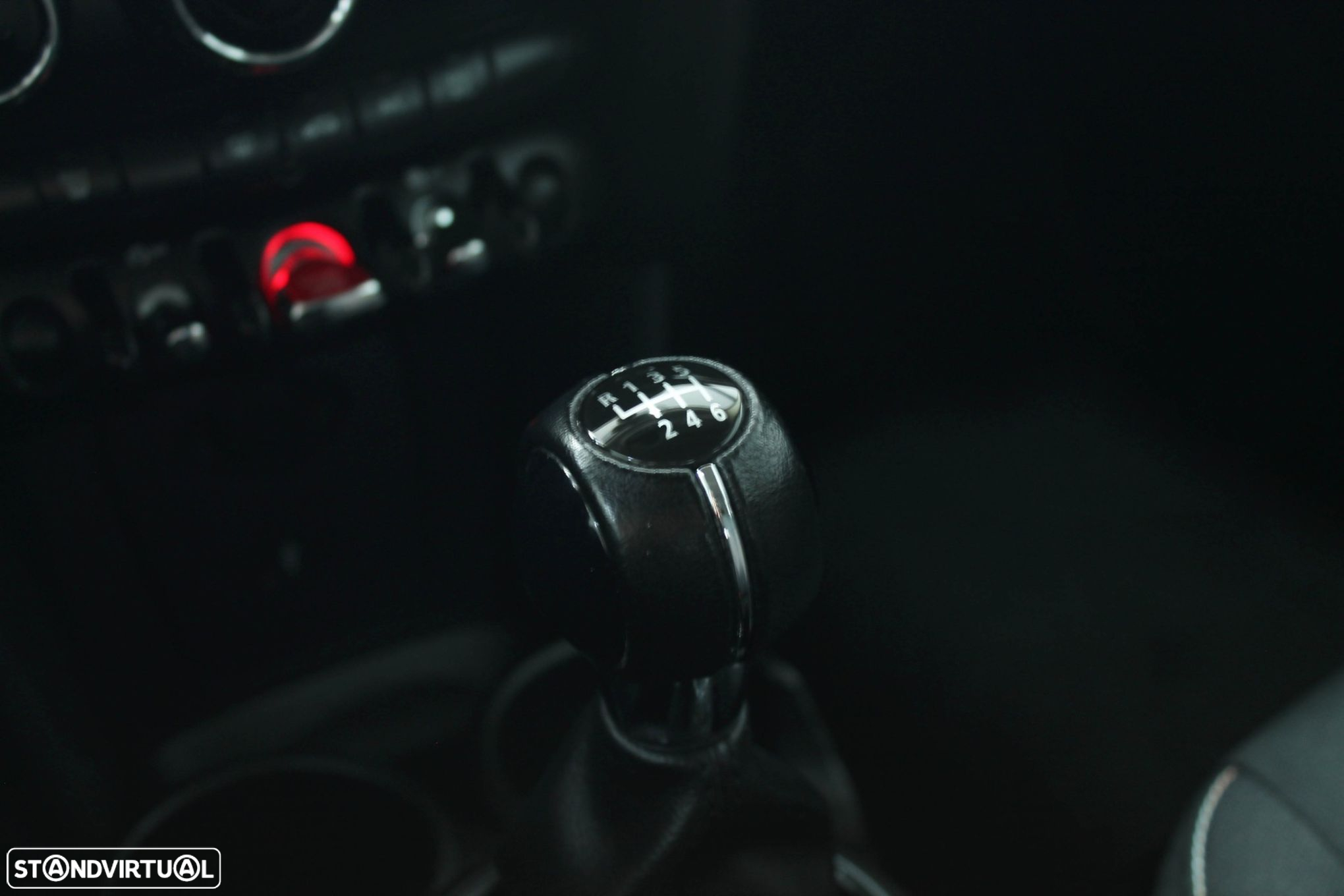 MINI 5 Portas One D - 26