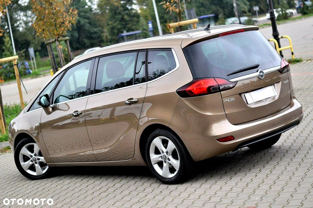 Opel Zafira 2.0 CDTI Cosmo - 4