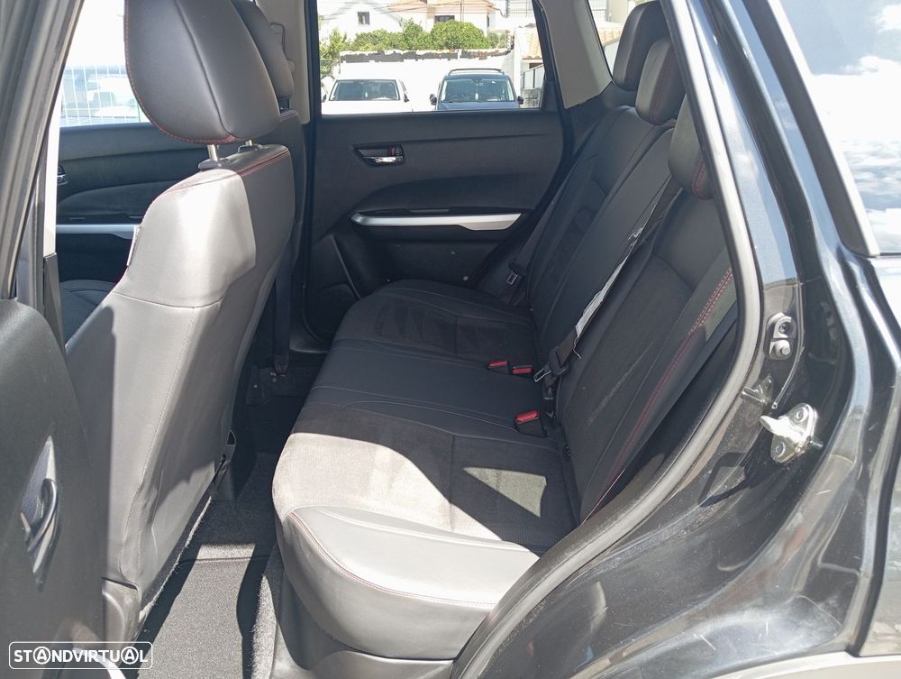 Suzuki Vitara 1.4 T S AT 4WD - 17