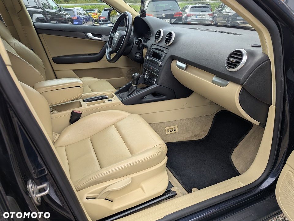 Audi A3 Sportback 2.0 TDI DPF S line Sportpaket - 18