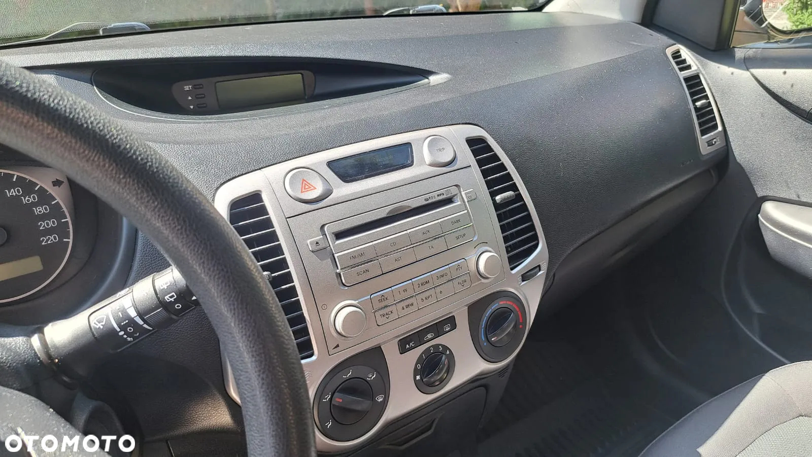 Hyundai i20 - 10