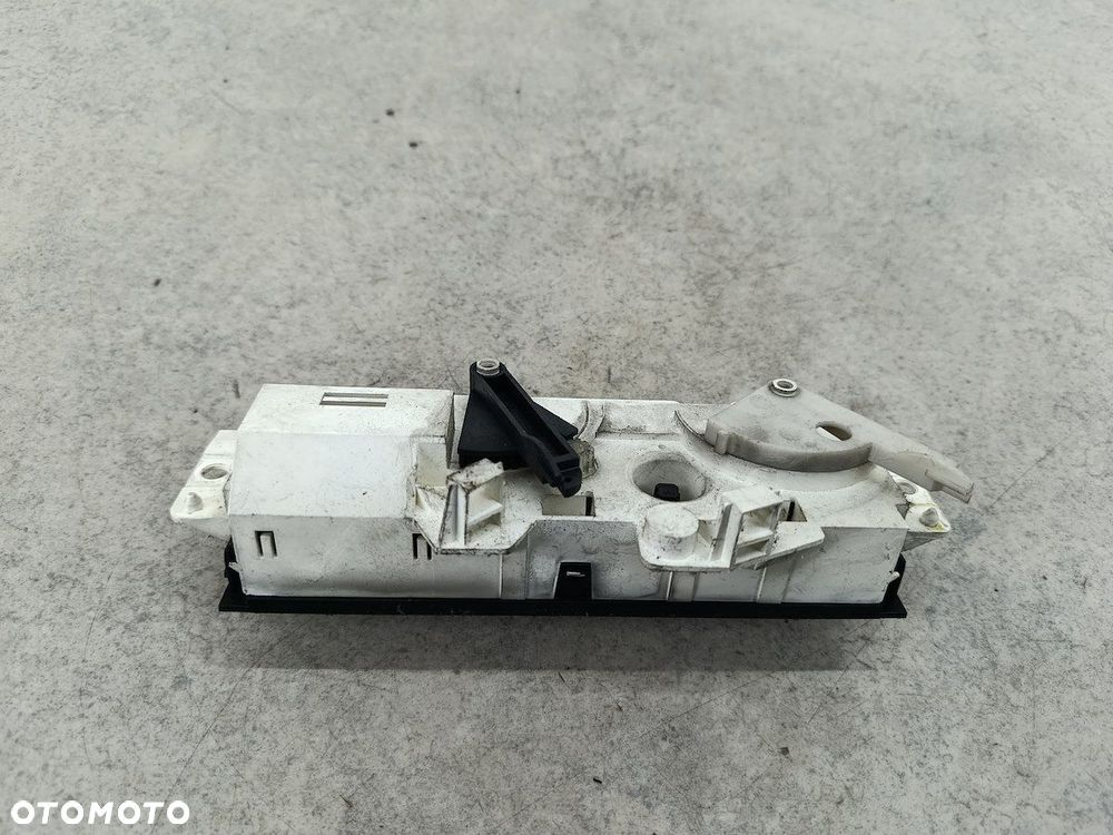PANEL NAWIEWU RENAULT MASTER II FL 92537  BEHR - 7