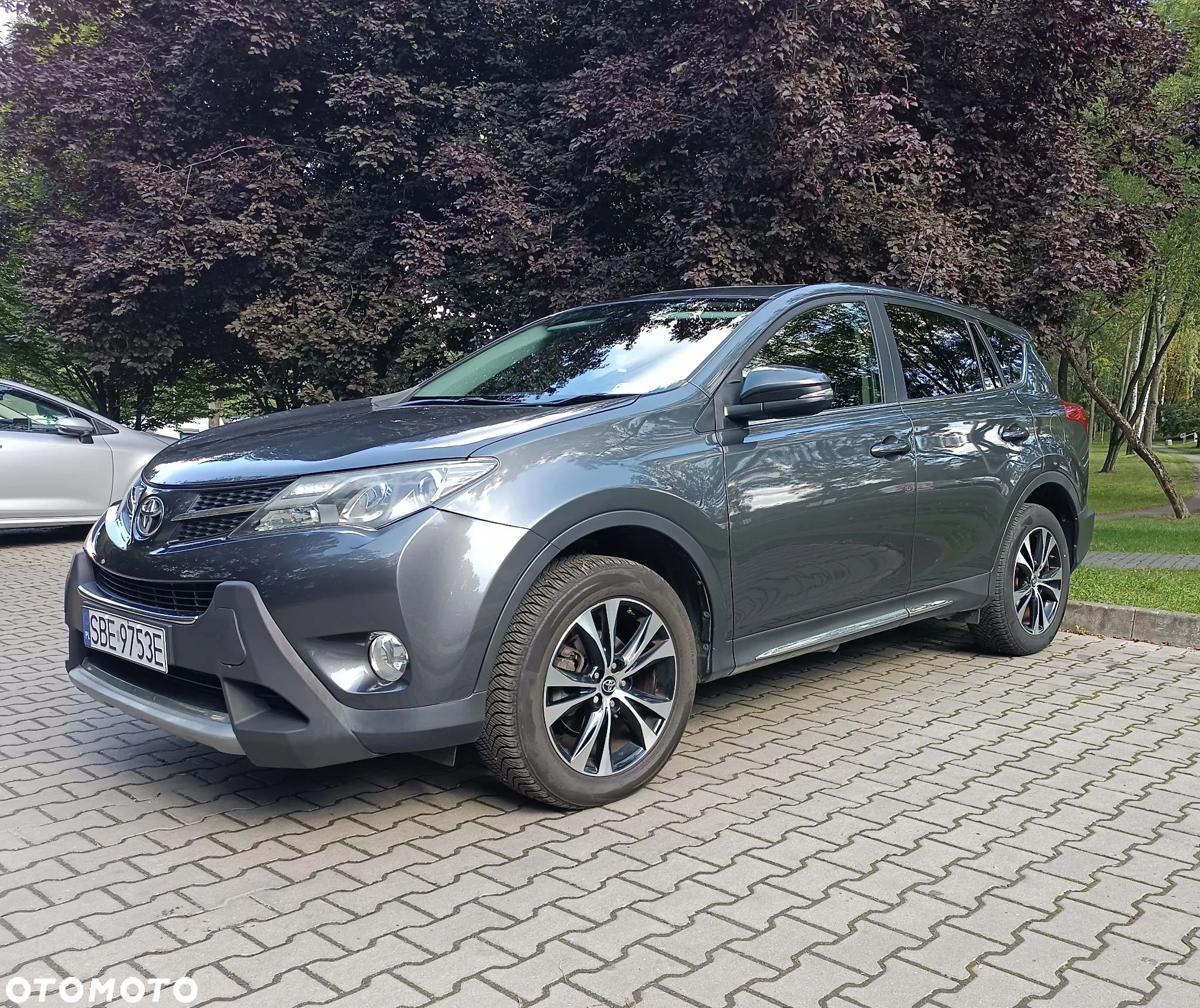 Toyota RAV4 - 1