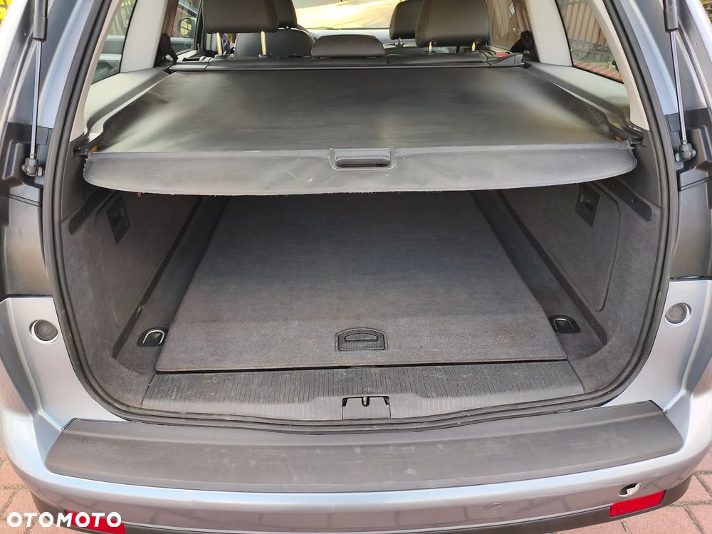 Opel Vectra 1.8 Essentia - 17