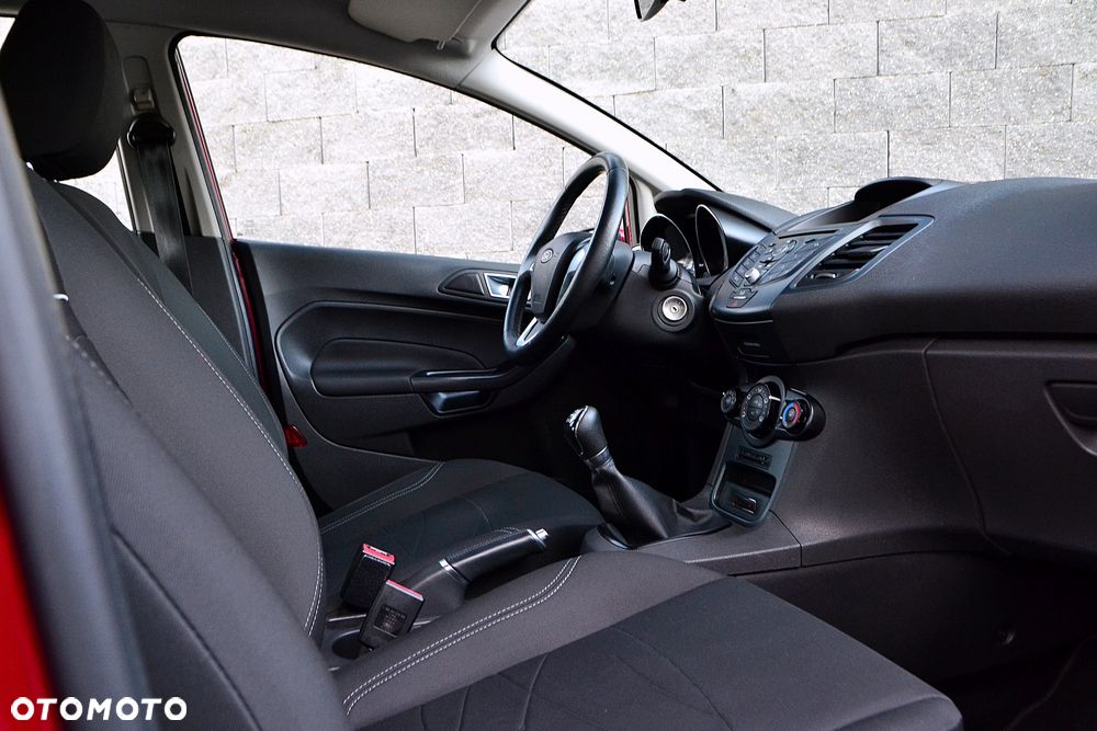 Ford Fiesta 1.25 Titanium EU5 - 14