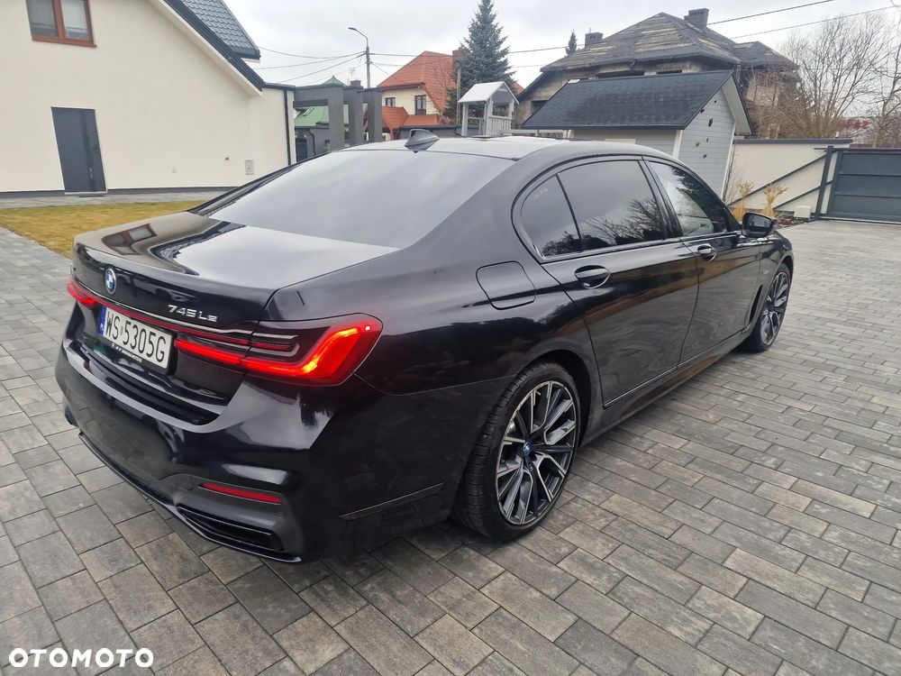 BMW Seria 7 - 16