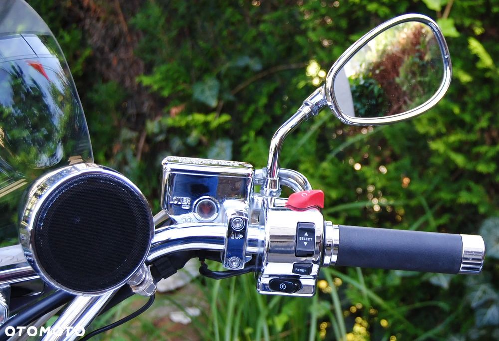 Yamaha Road Star - 15
