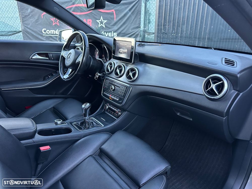 Mercedes-Benz CLA 180 - 18