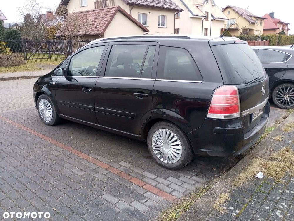 Opel Zafira 1.8 Enjoy - 4