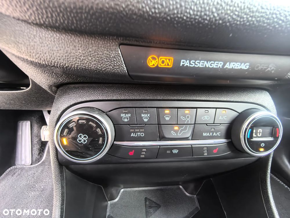 Ford Fiesta 1.0 EcoBoost STart-Stop ST-LINE - 25
