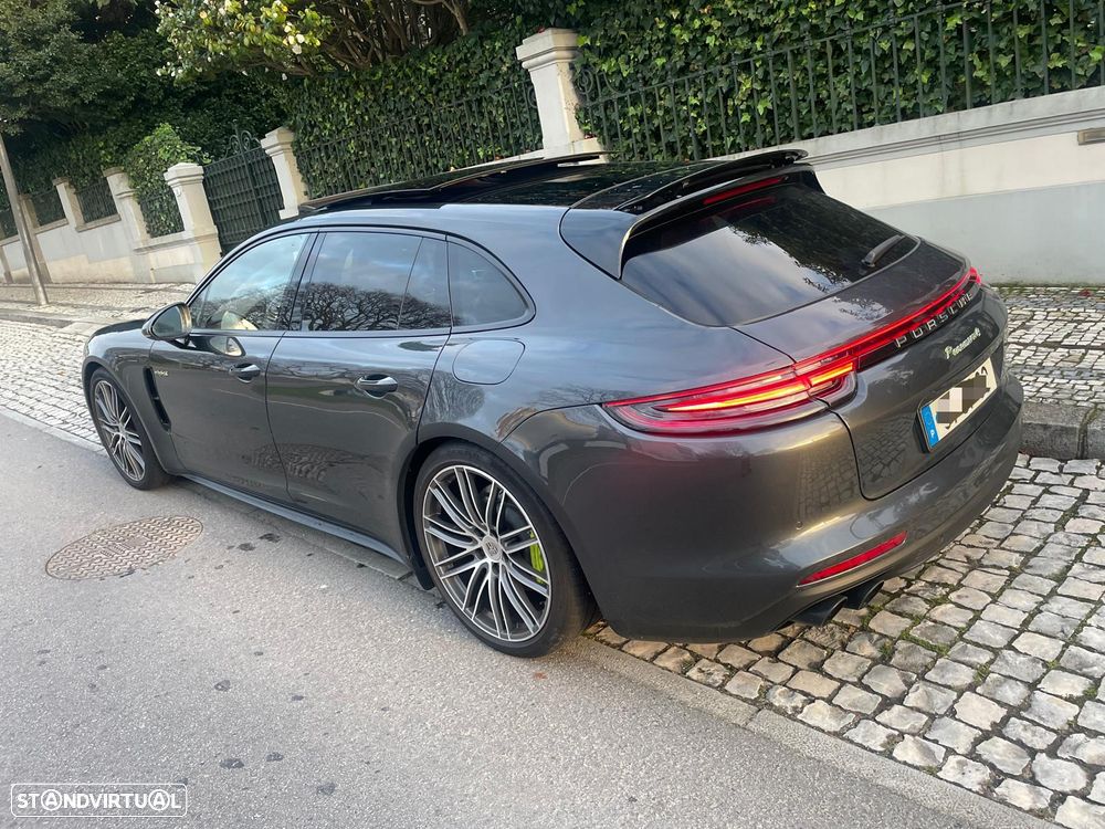 Porsche Panamera Sport Turismo 4 E-Hybrid 10 Years Edition - 9