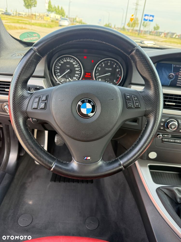 BMW Seria 3 335i - 10