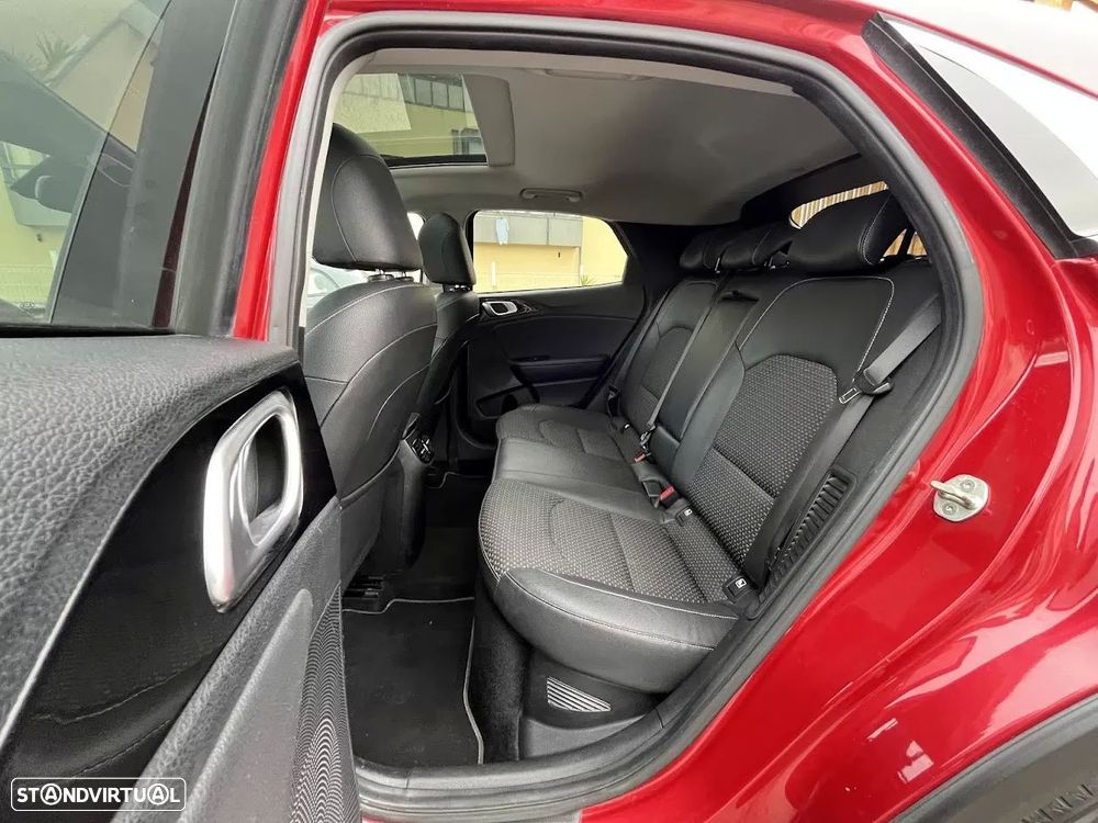 Kia XCeed 1.6 GDi PHEV Drive - 38