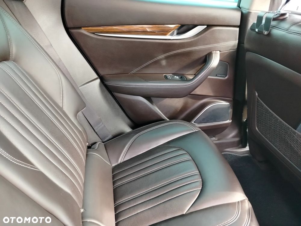 Maserati Levante - 19