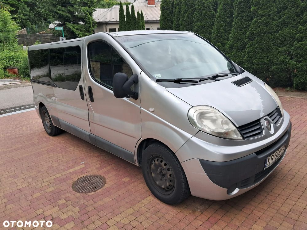 Renault Trafic - 2