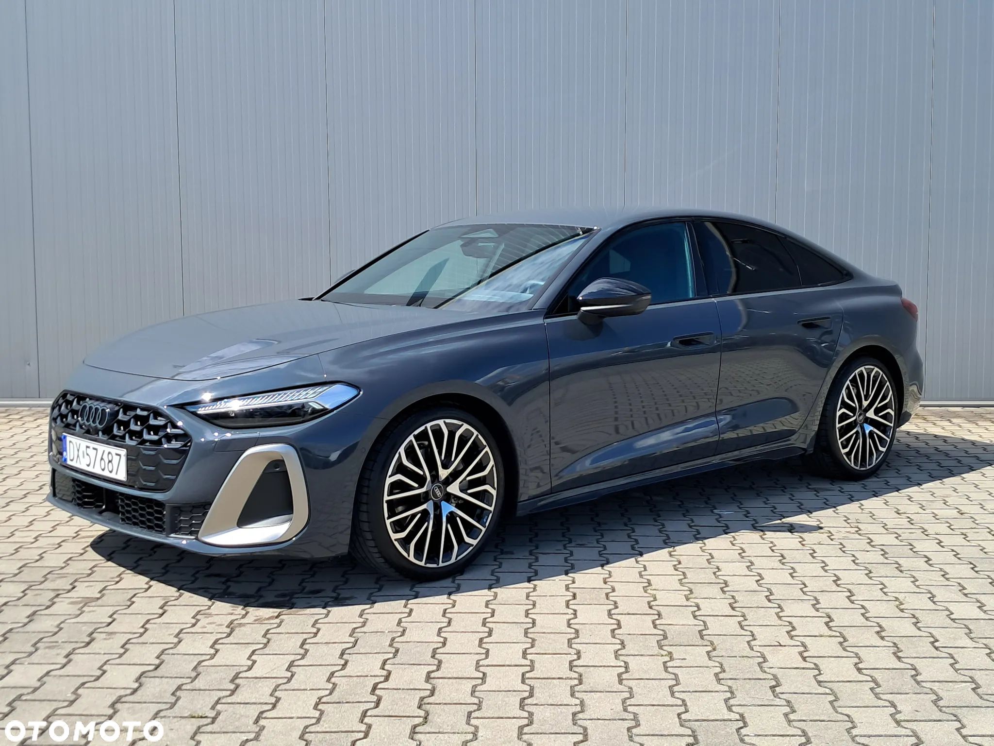 Audi A5 Limousine - 1