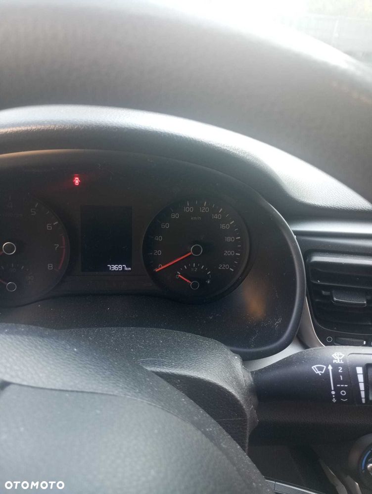 Kia Rio - 6