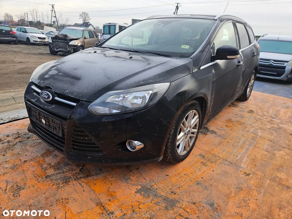 Ford Focus III Kombi 2013 Silnik 2.0 TDCi (AV4Q6007DC) 140KM (103kW) FB na części drzwi lampa zderzak