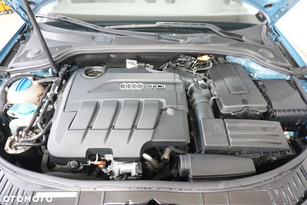 Audi A3 Sportback 2.0 TDI DPF Ambiente - 16